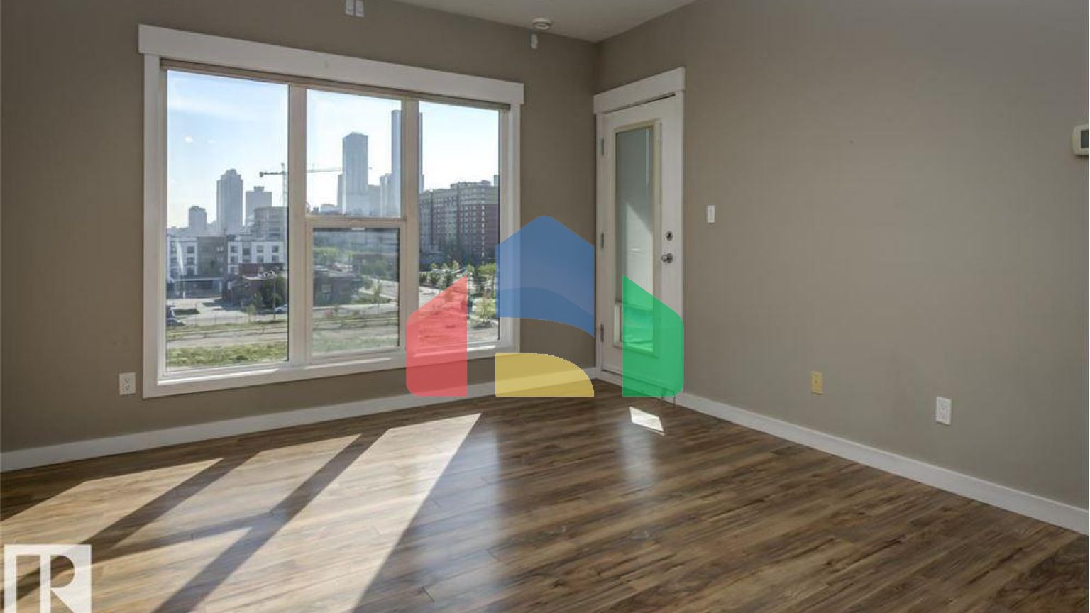 Residential - Condo/Apartment - Edmonton, Canada - Canada