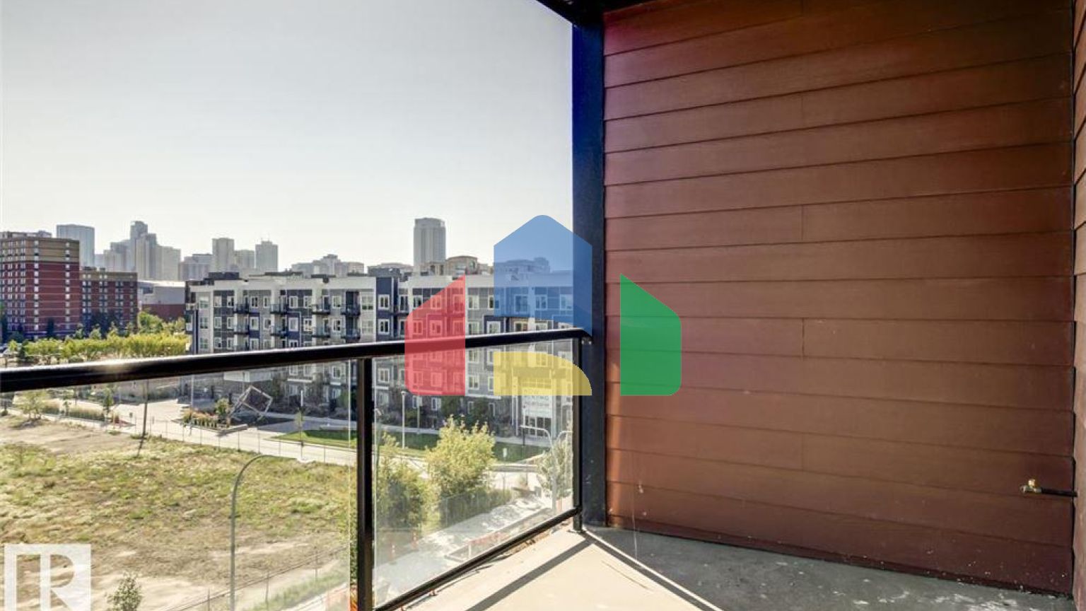 Residential - Condo/Apartment - Edmonton, Canada - Canada