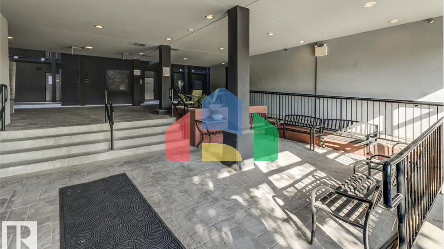 Residential - Condo/Apartment - Edmonton, Canada - Canada