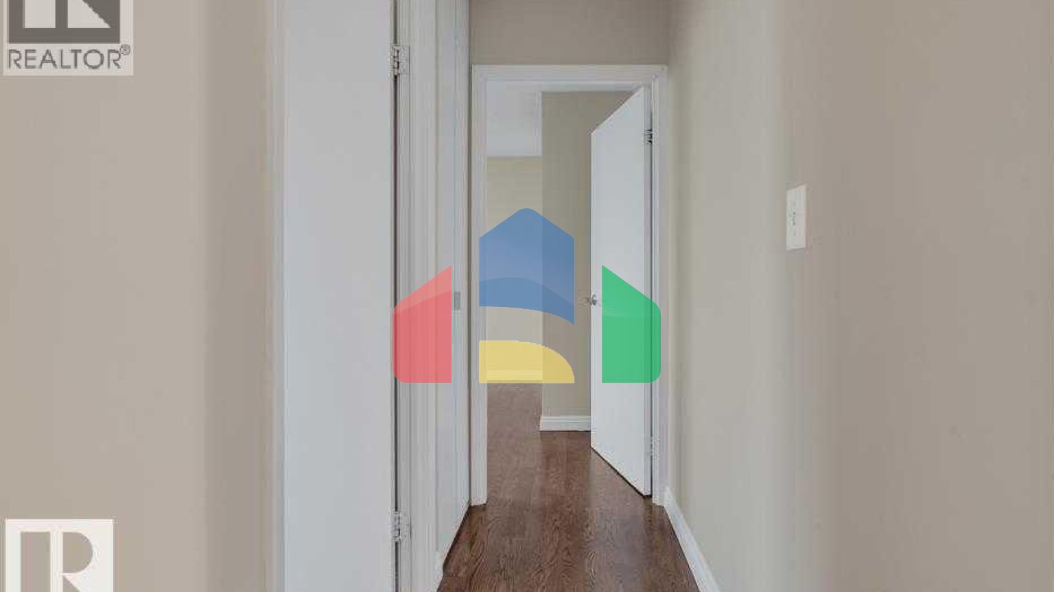 Residential - Single Family Home - Edmonton, Canada - Canada