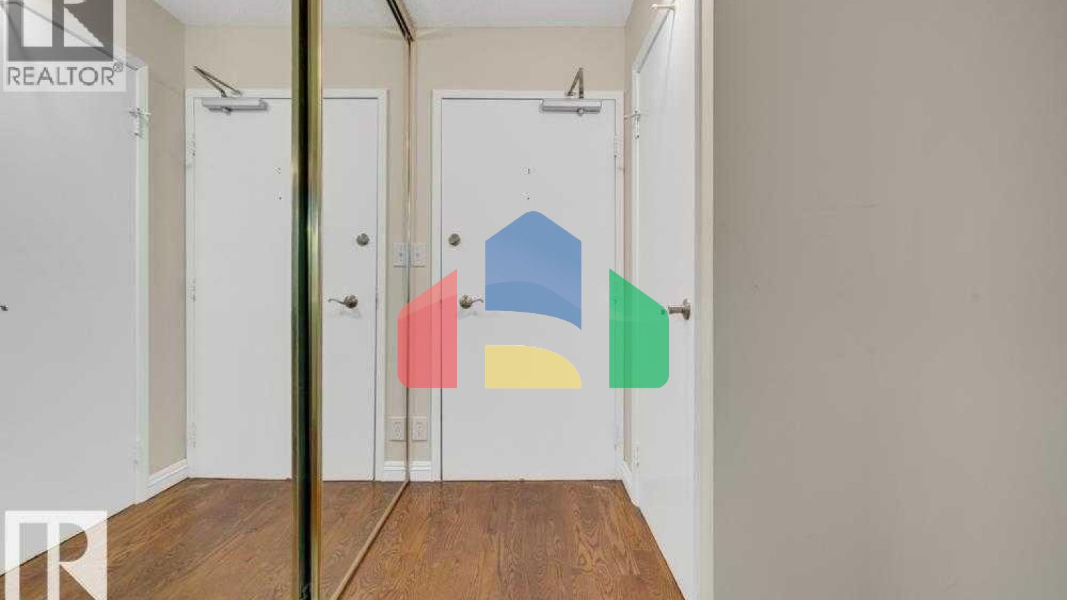 Residential - Single Family Home - Edmonton, Canada - Canada