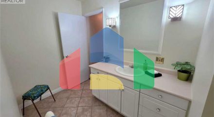 Residential - Single Family Home - Edmonton, Canada - Canada