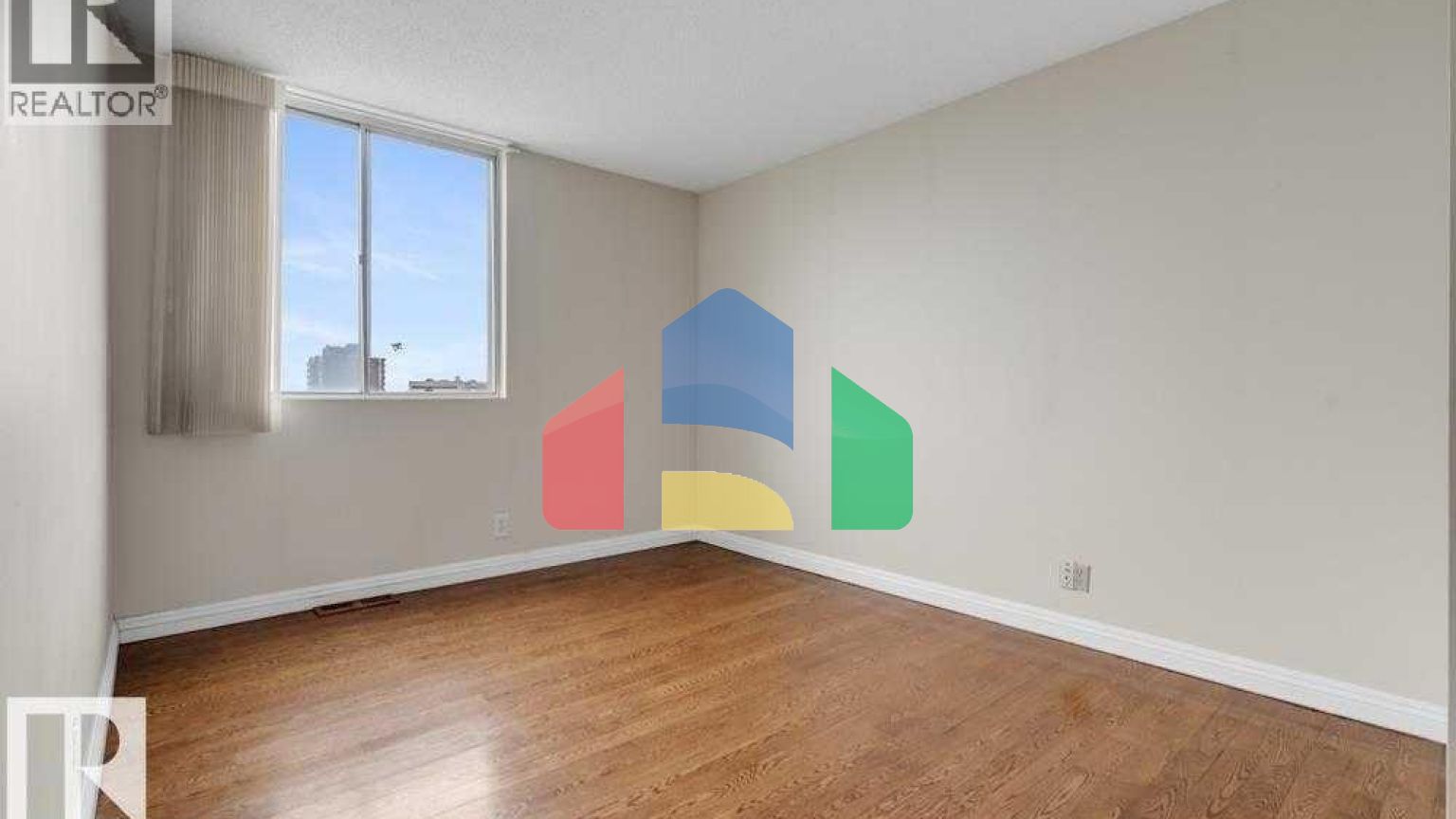 Residential - Single Family Home - Edmonton, Canada - Canada