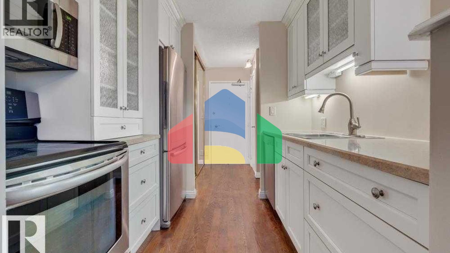 Residential - Single Family Home - Edmonton, Canada - Canada