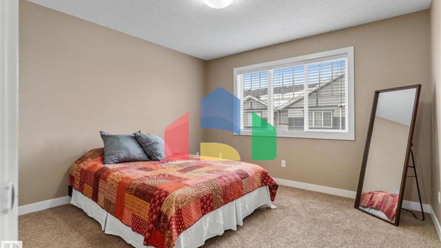 Residential - Townhouse - Edmonton, Canada - Canada