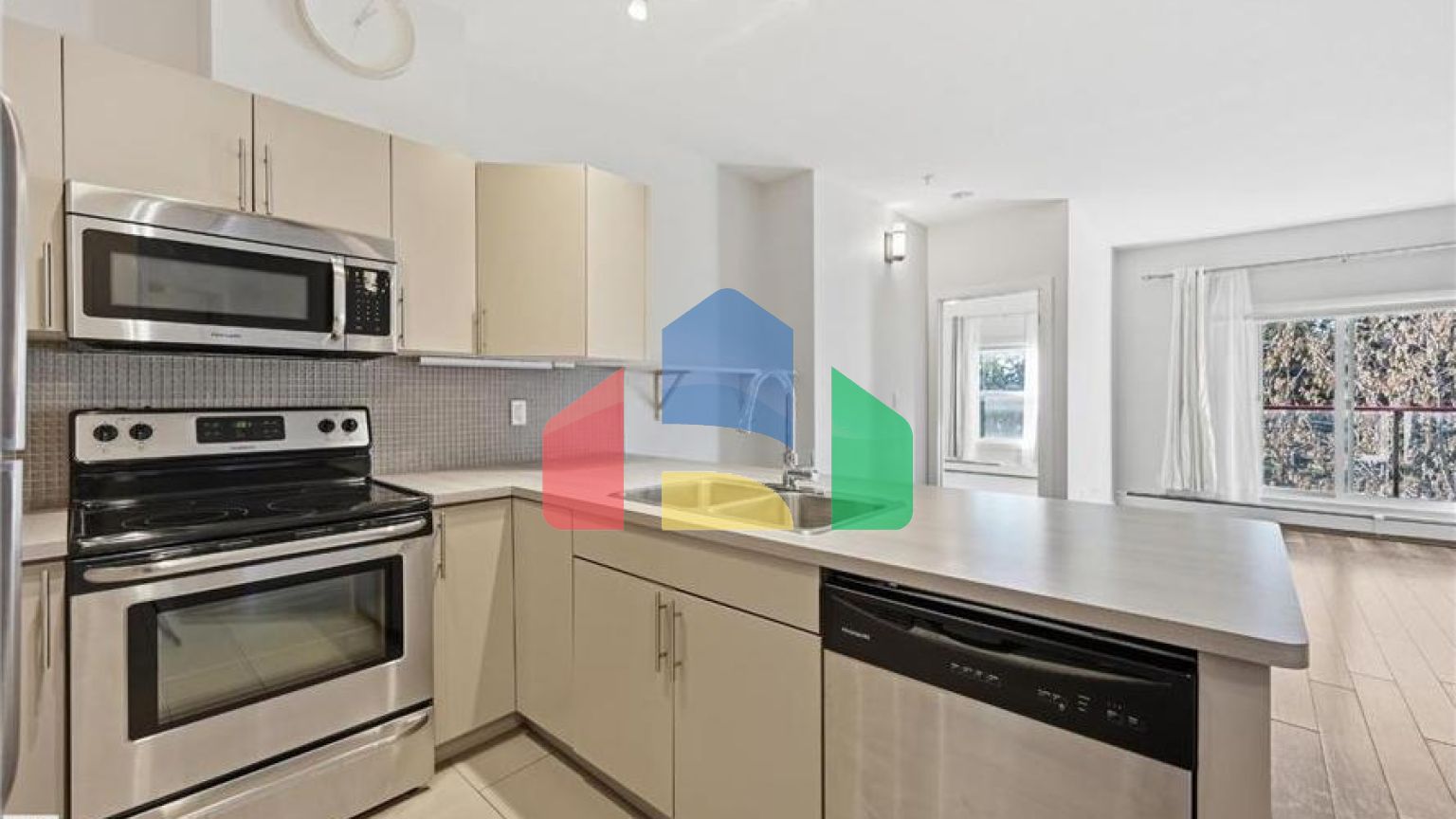 Residential - Single Family Home - Edmonton, Canada - Canada