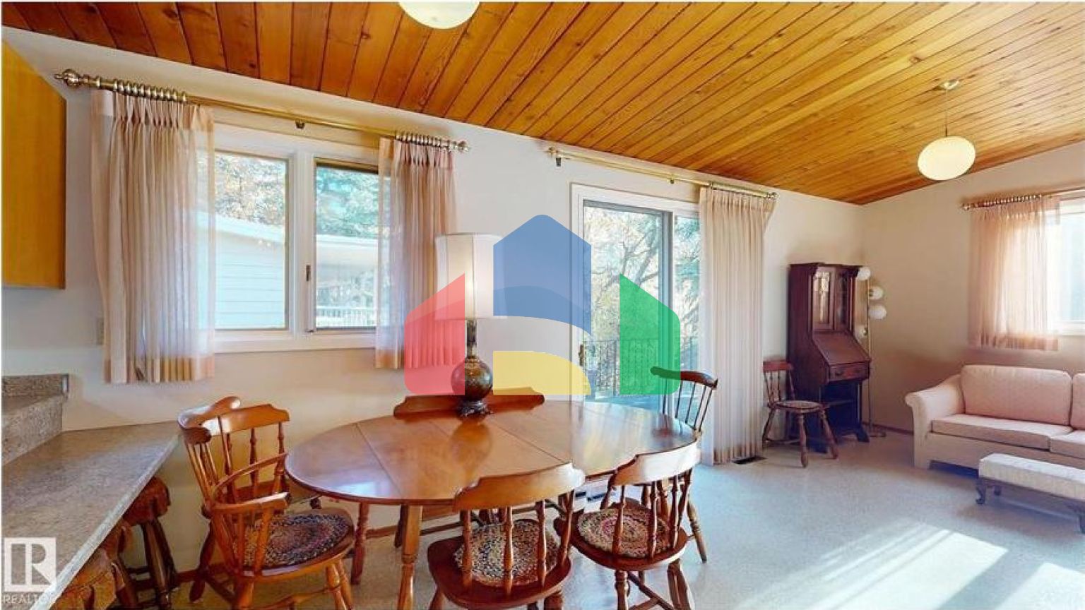 Residential - Single Family Home - Edmonton, Canada - Canada