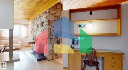 Residential - Single Family Home - Edmonton, Canada - Canada