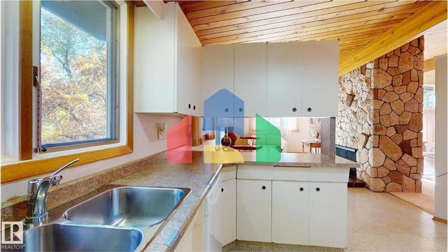 Residential - Single Family Home - Edmonton, Canada - Canada