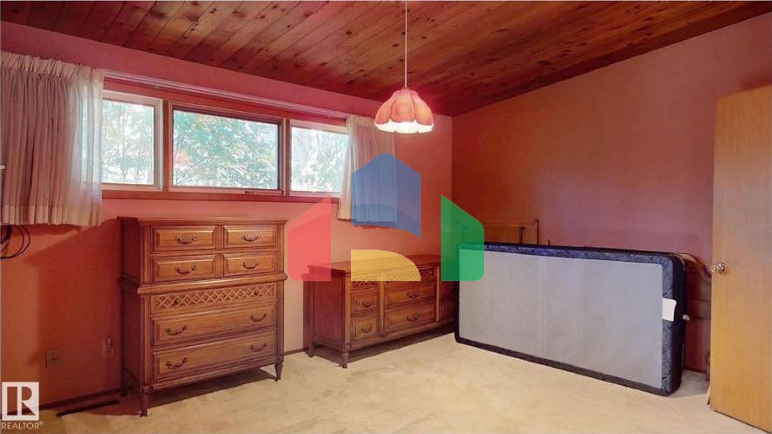 Residential - Single Family Home - Edmonton, Canada - Canada