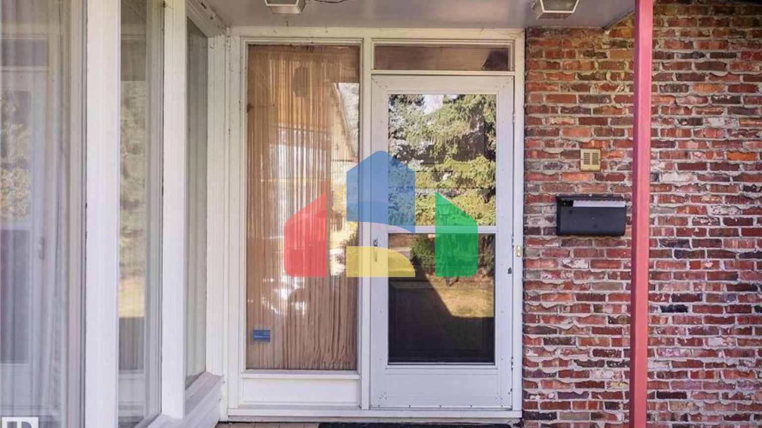 Residential - Single Family Home - Edmonton, Canada - Canada