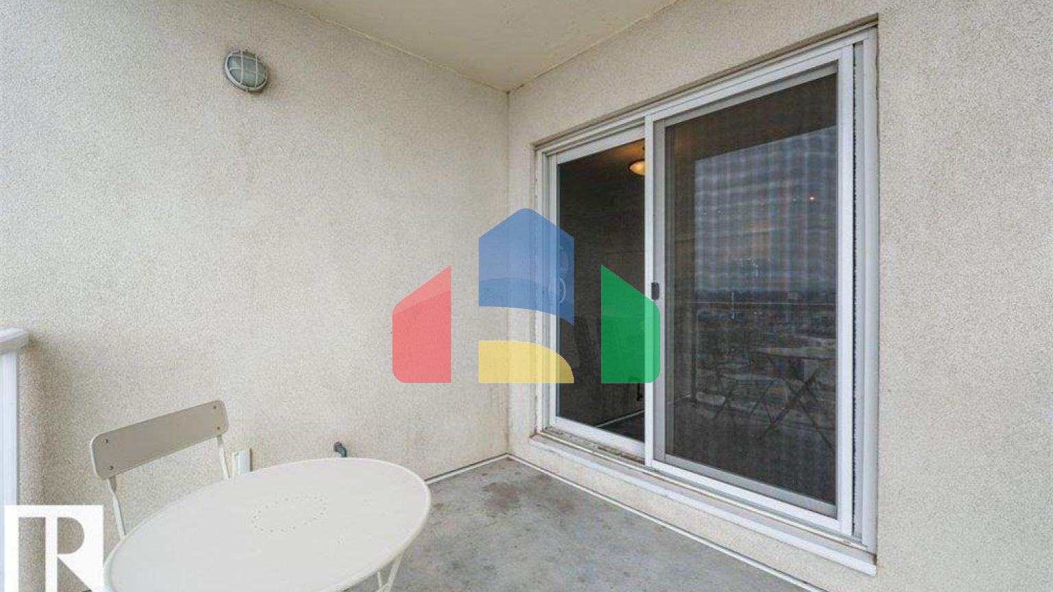 Residential - Condo/Apartment - Edmonton, Canada - Canada