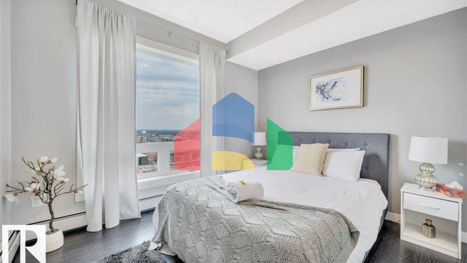 Residential - Condo/Apartment - Edmonton, Canada - Canada