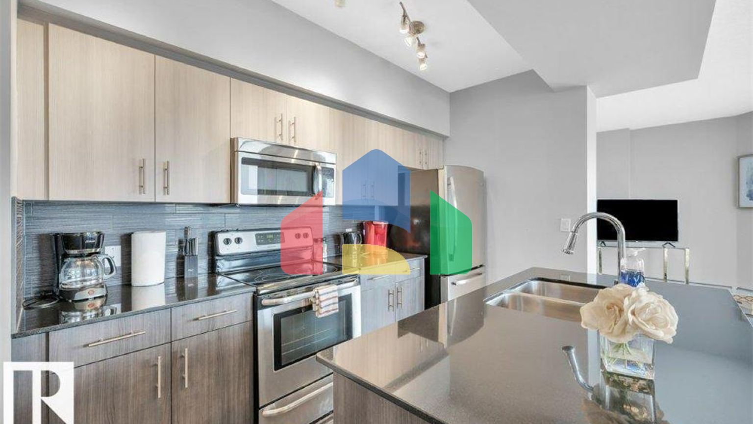 Residential - Condo/Apartment - Edmonton, Canada - Canada