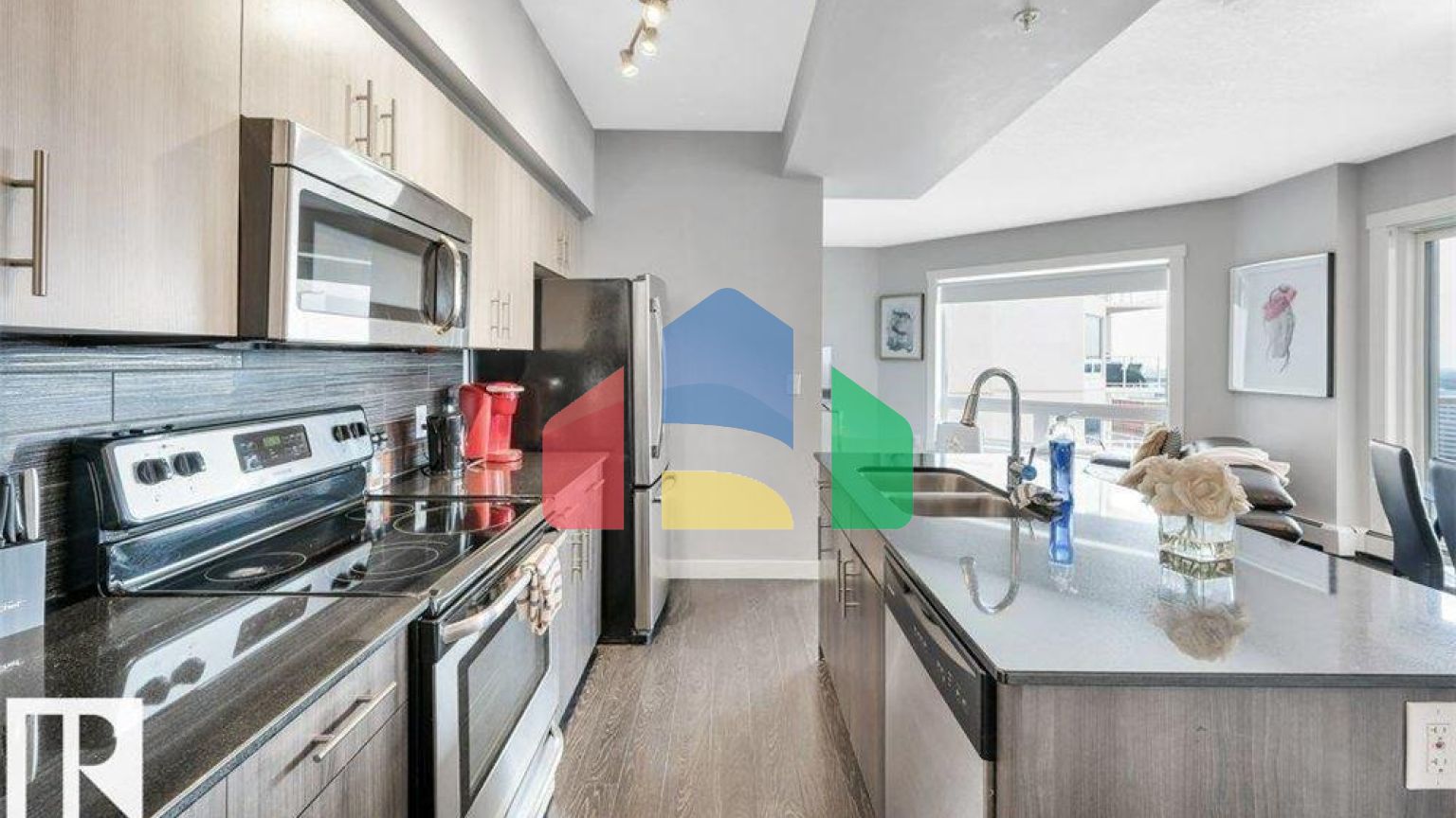 Residential - Condo/Apartment - Edmonton, Canada - Canada