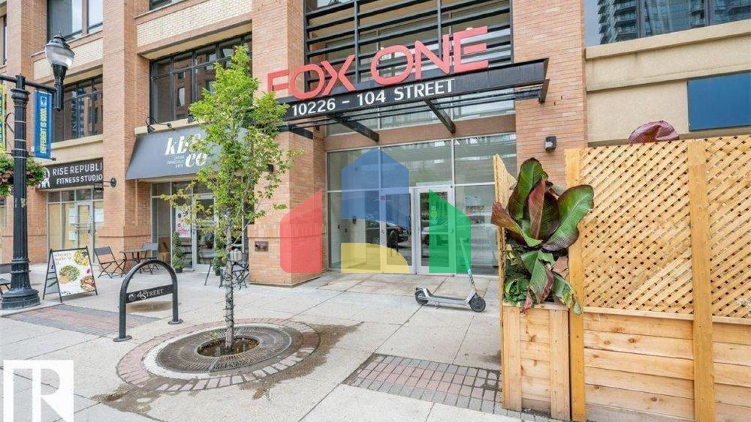 Residential - Condo/Apartment - Edmonton, Canada - Canada