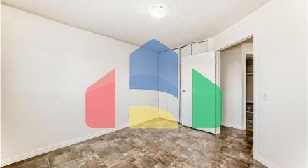 Residential - Single Family Home - Edmonton, Canada - Canada