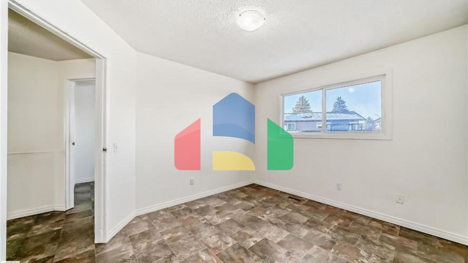 Residential - Single Family Home - Edmonton, Canada - Canada