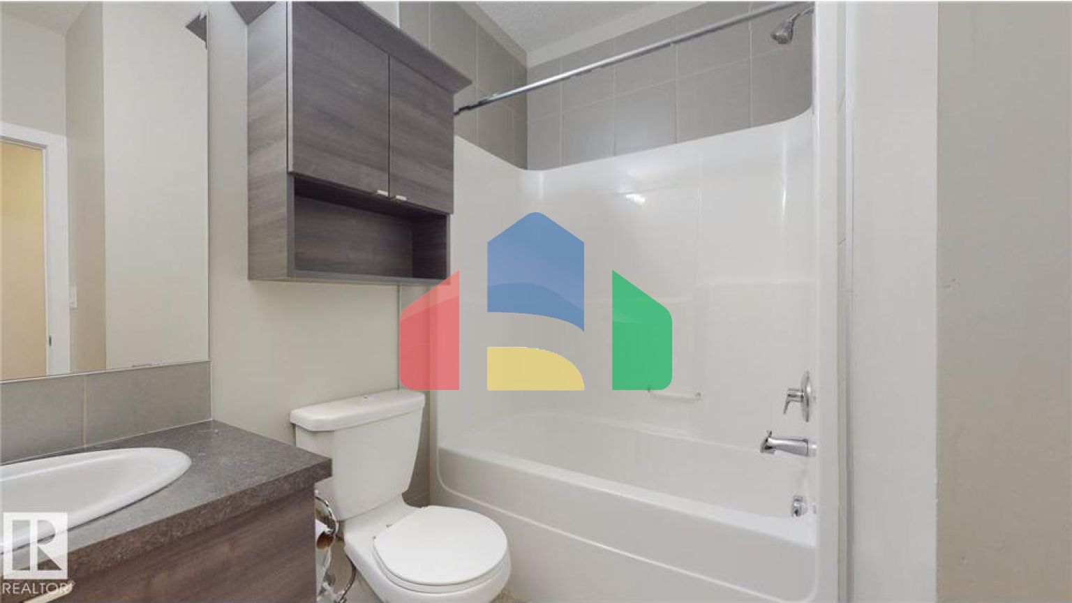 Residential - Condo/Apartment - Edmonton, Canada - Canada