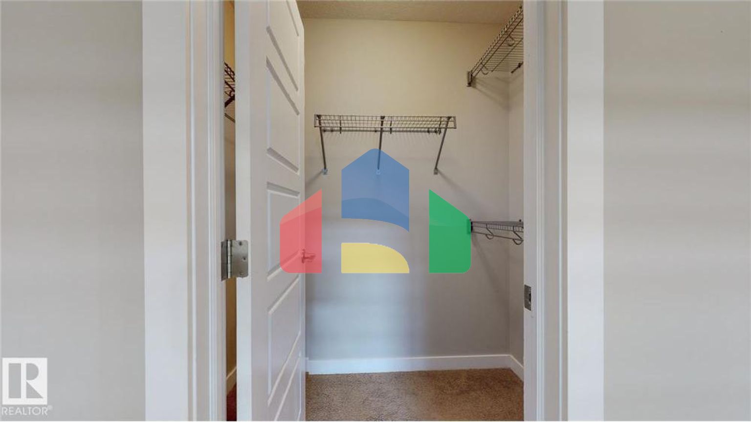 Residential - Condo/Apartment - Edmonton, Canada - Canada