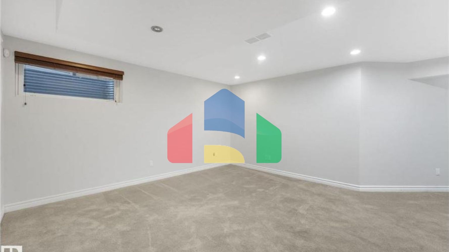 Residential - Single Family Home - Edmonton, Canada - Canada