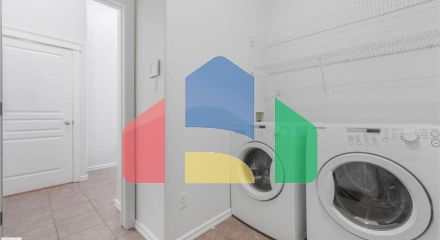 Residential - Single Family Home - Edmonton, Canada - Canada