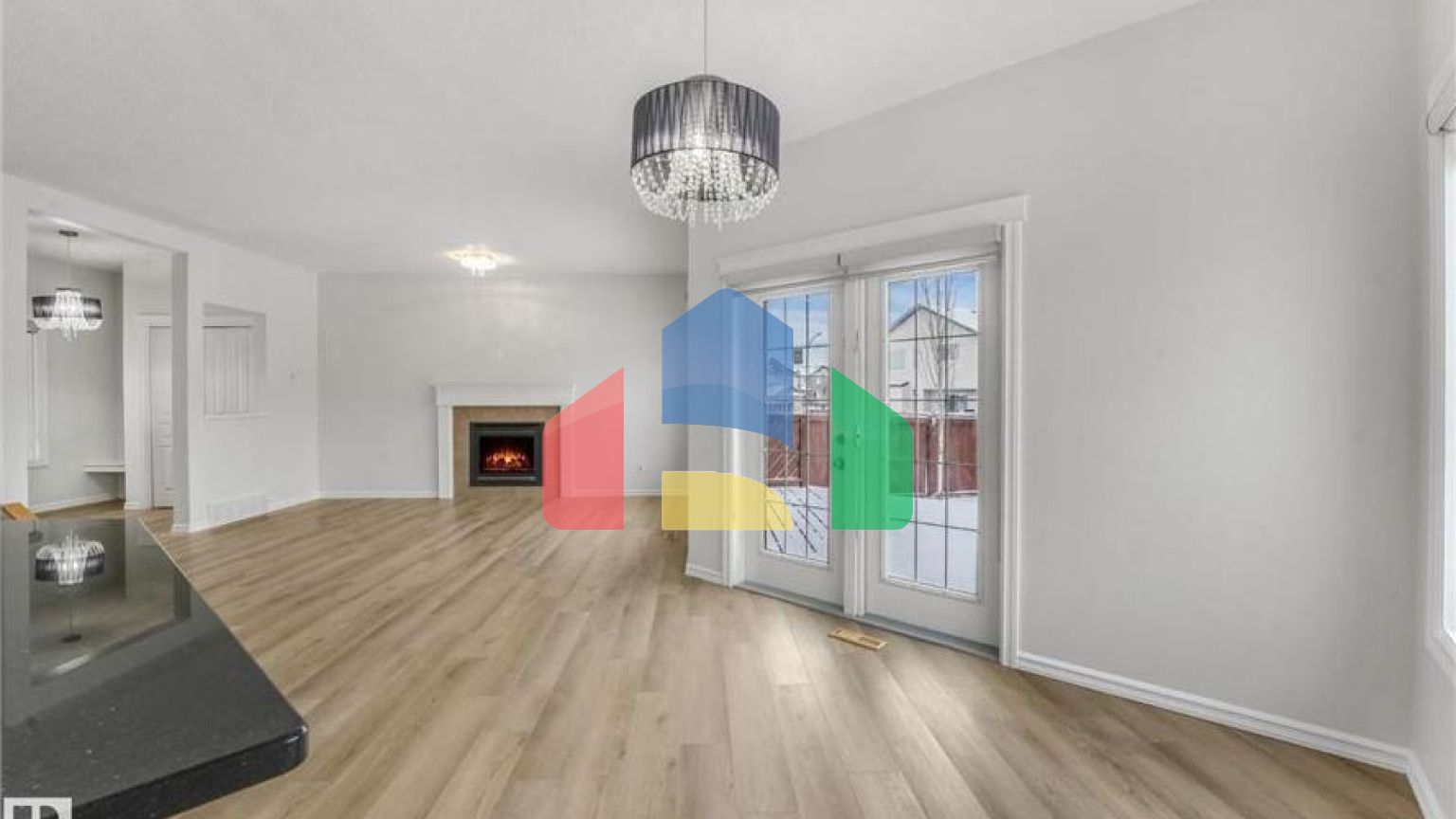 Residential - Single Family Home - Edmonton, Canada - Canada