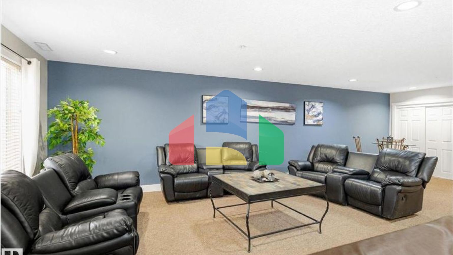 Residential - Condo/Apartment - Edmonton, Canada - Canada