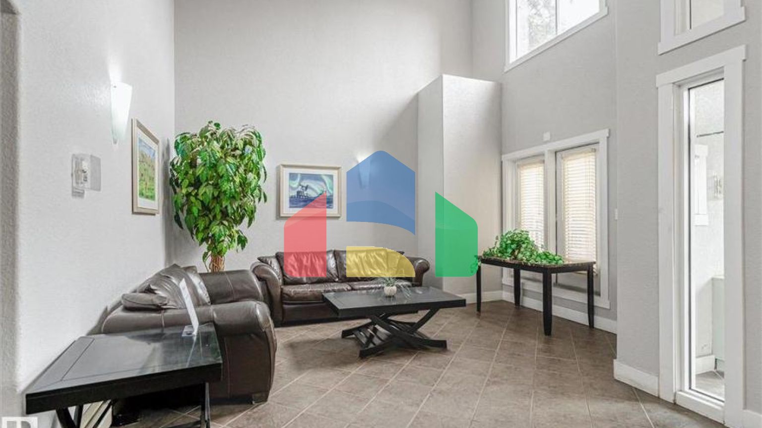 Residential - Condo/Apartment - Edmonton, Canada - Canada