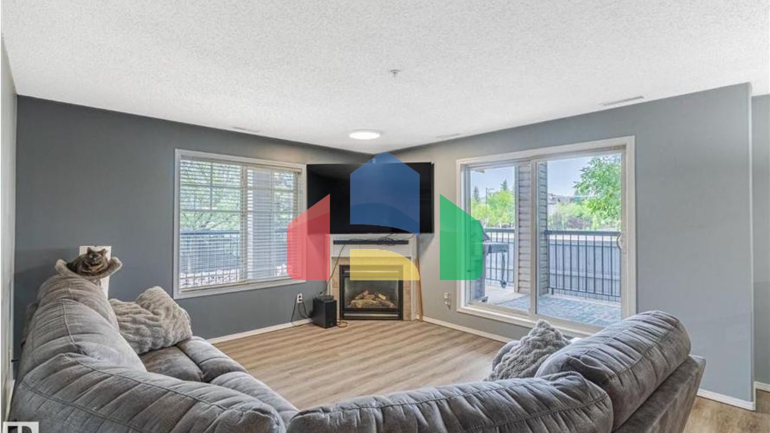 Residential - Condo/Apartment - Edmonton, Canada - Canada