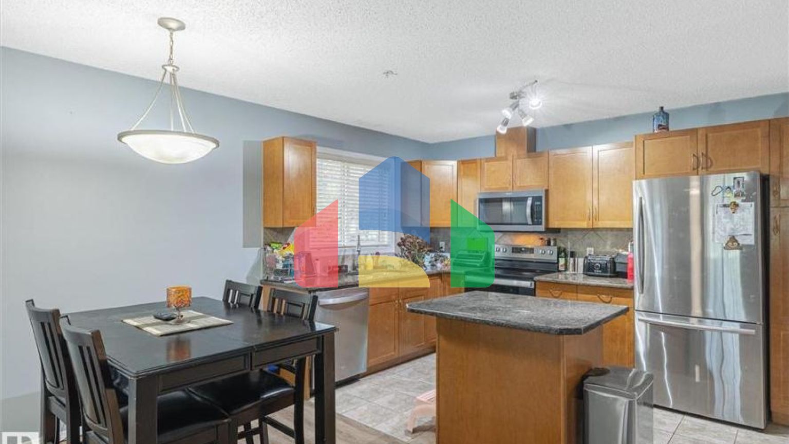 Residential - Condo/Apartment - Edmonton, Canada - Canada