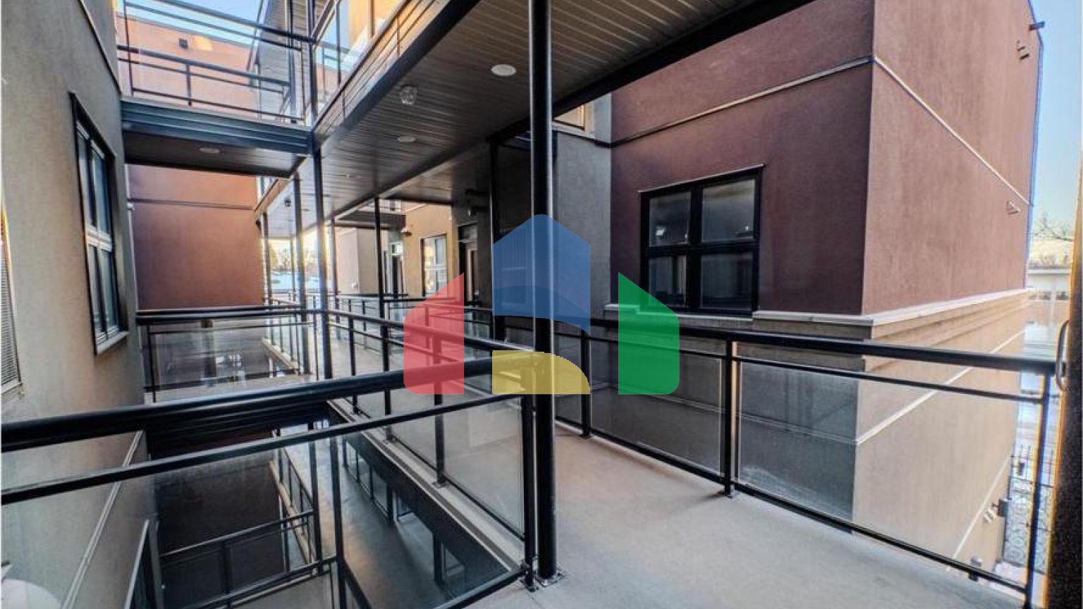 Residential - Condo/Apartment - Edmonton, Canada - Canada