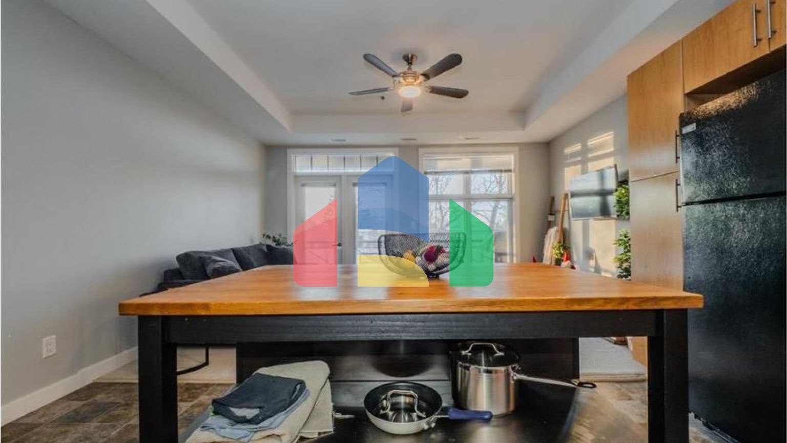 Residential - Condo/Apartment - Edmonton, Canada - Canada