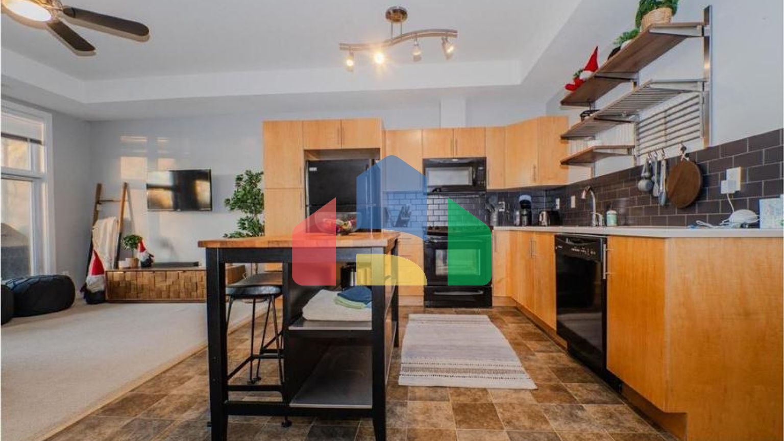 Residential - Condo/Apartment - Edmonton, Canada - Canada