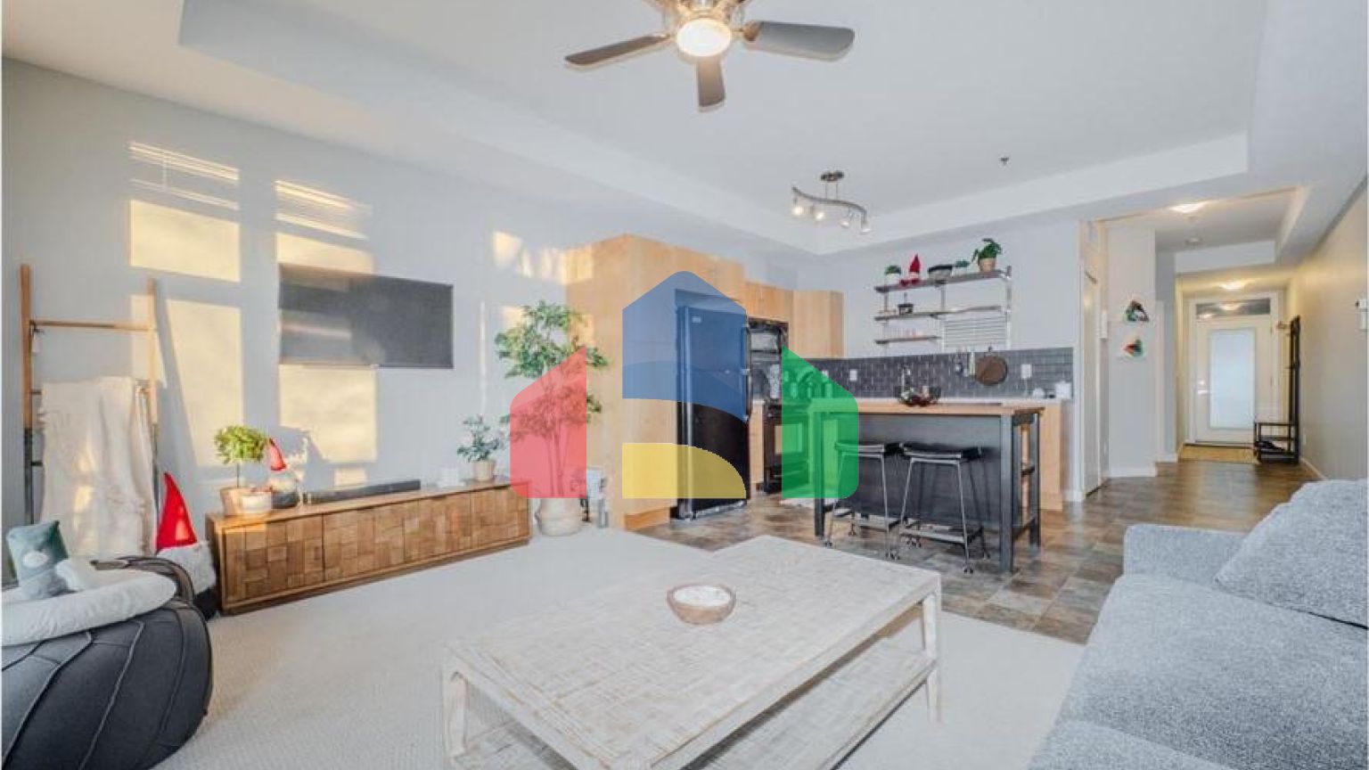 Residential - Condo/Apartment - Edmonton, Canada - Canada