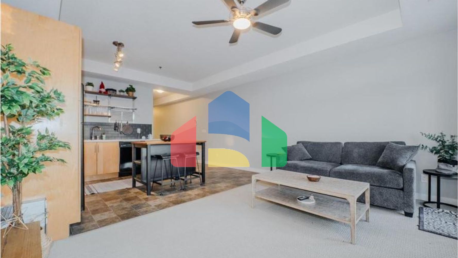 Residential - Condo/Apartment - Edmonton, Canada - Canada