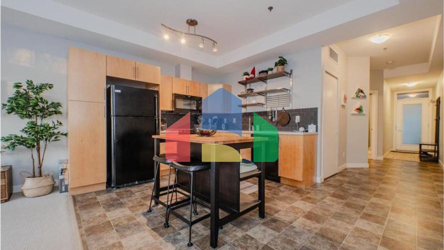 Residential - Condo/Apartment - Edmonton, Canada - Canada