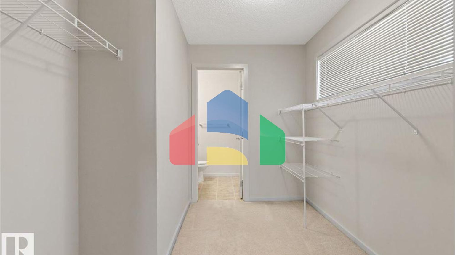 Residential - Condo/Apartment - Edmonton, Canada - Canada