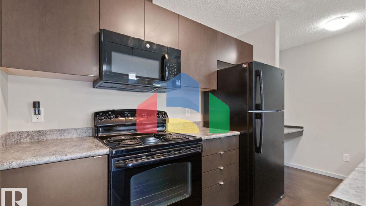 Residential - Condo/Apartment - Edmonton, Canada - Canada