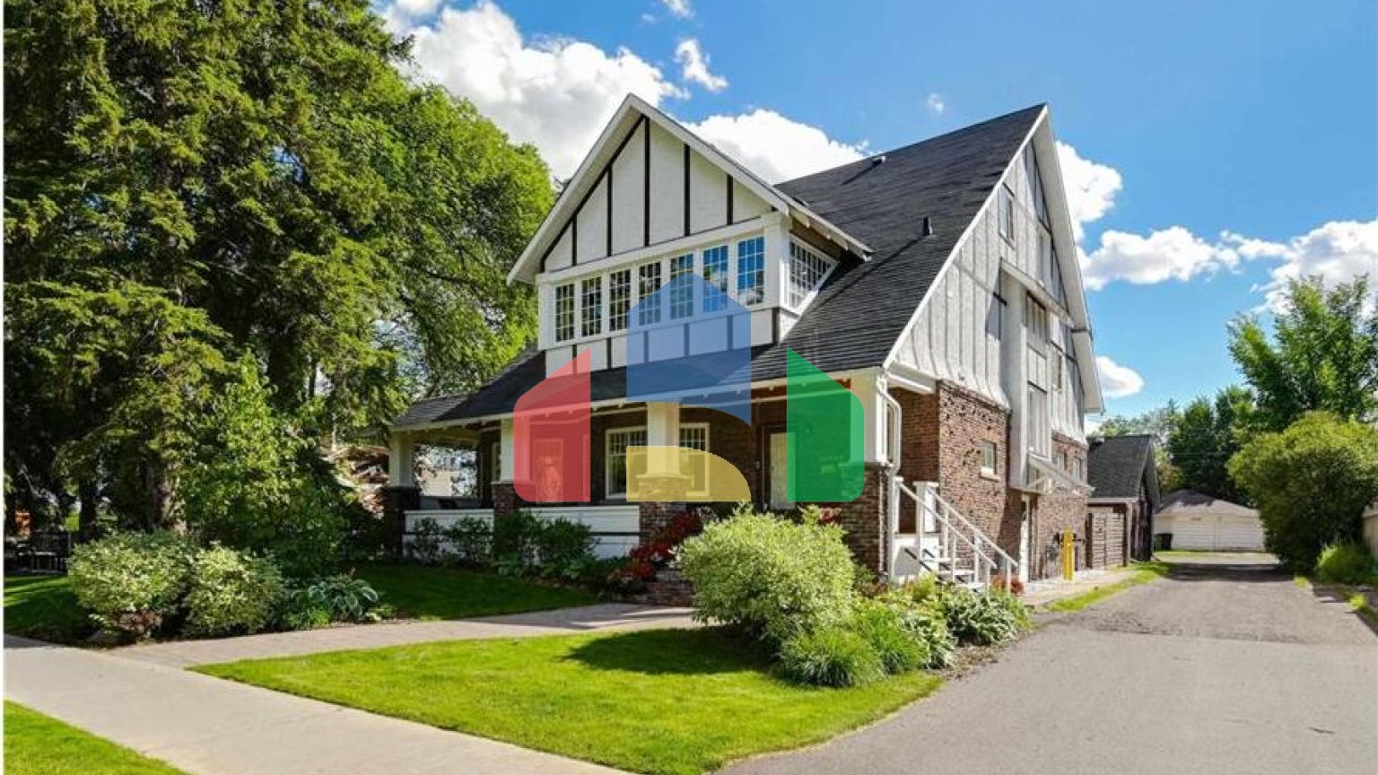 Residential - Single Family Home - Edmonton, Canada - Canada