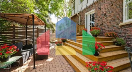 Residential - Single Family Home - Edmonton, Canada - Canada