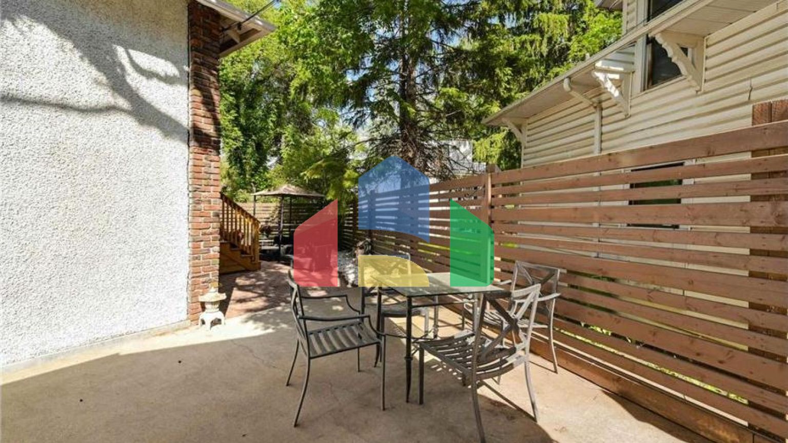 Residential - Single Family Home - Edmonton, Canada - Canada