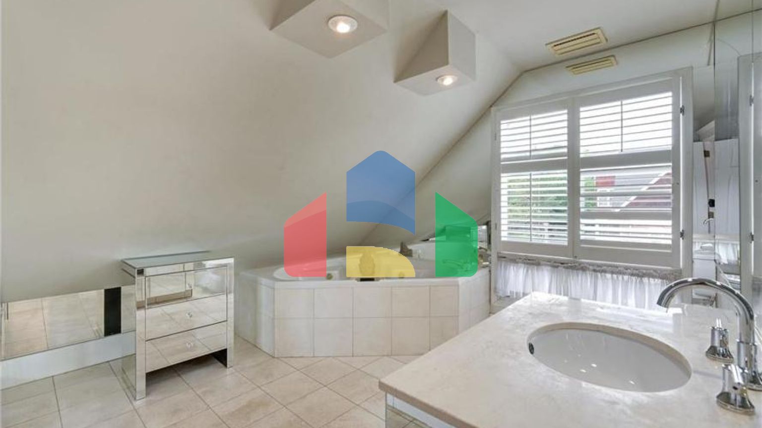 Residential - Single Family Home - Edmonton, Canada - Canada