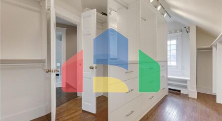 Residential - Single Family Home - Edmonton, Canada - Canada