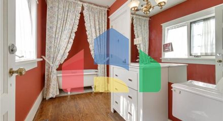 Residential - Single Family Home - Edmonton, Canada - Canada