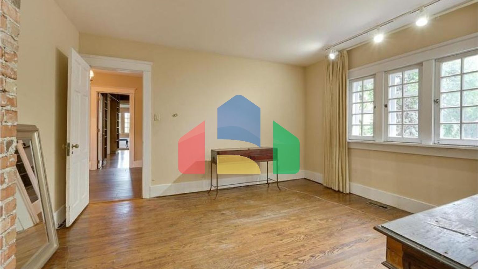 Residential - Single Family Home - Edmonton, Canada - Canada