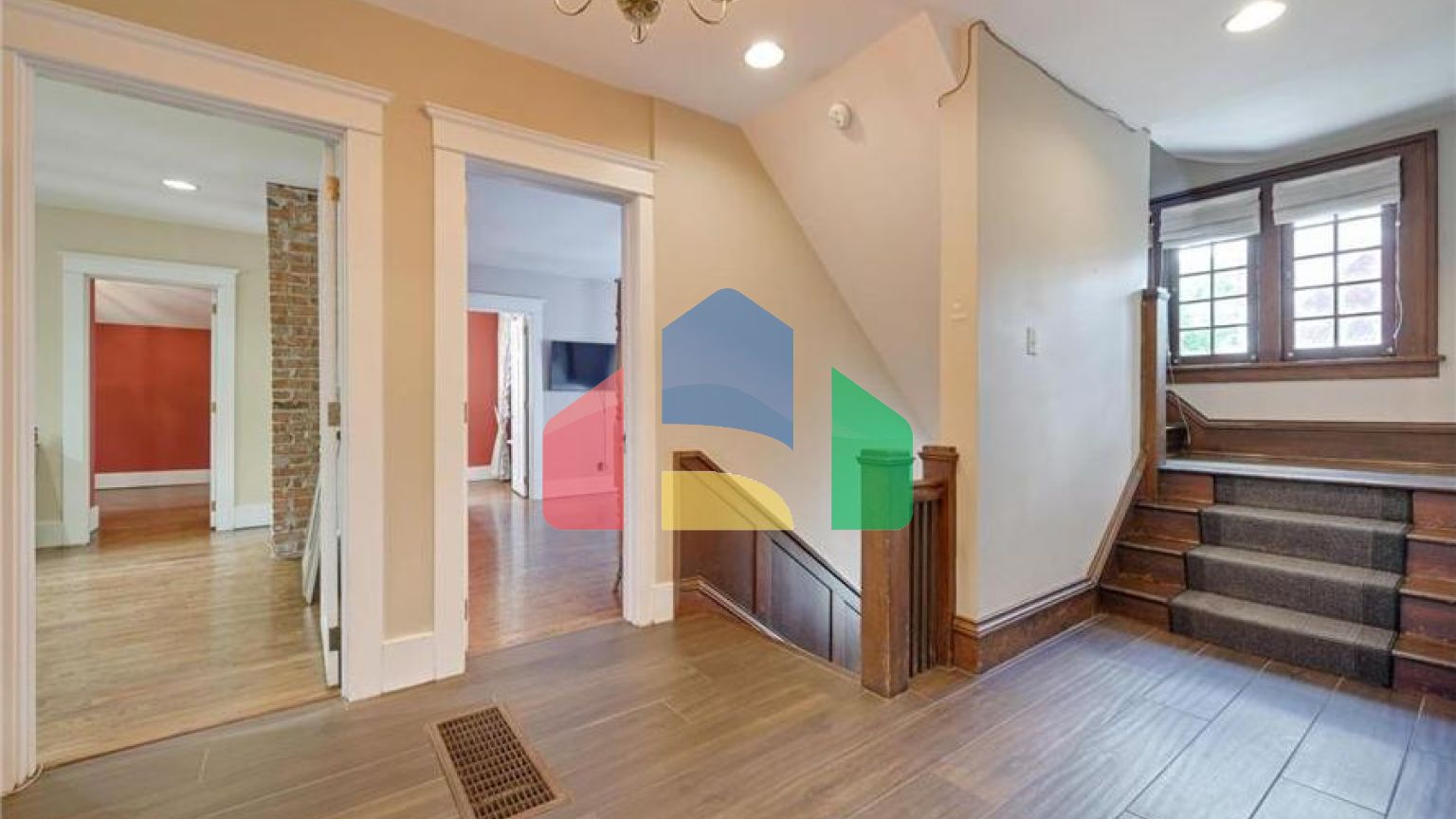 Residential - Single Family Home - Edmonton, Canada - Canada