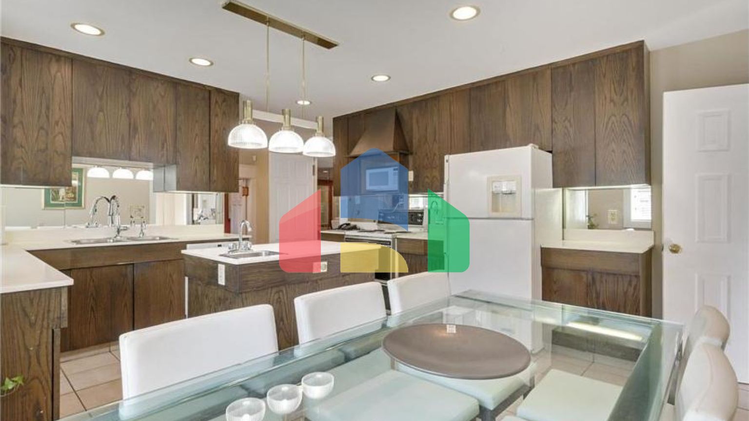 Residential - Single Family Home - Edmonton, Canada - Canada