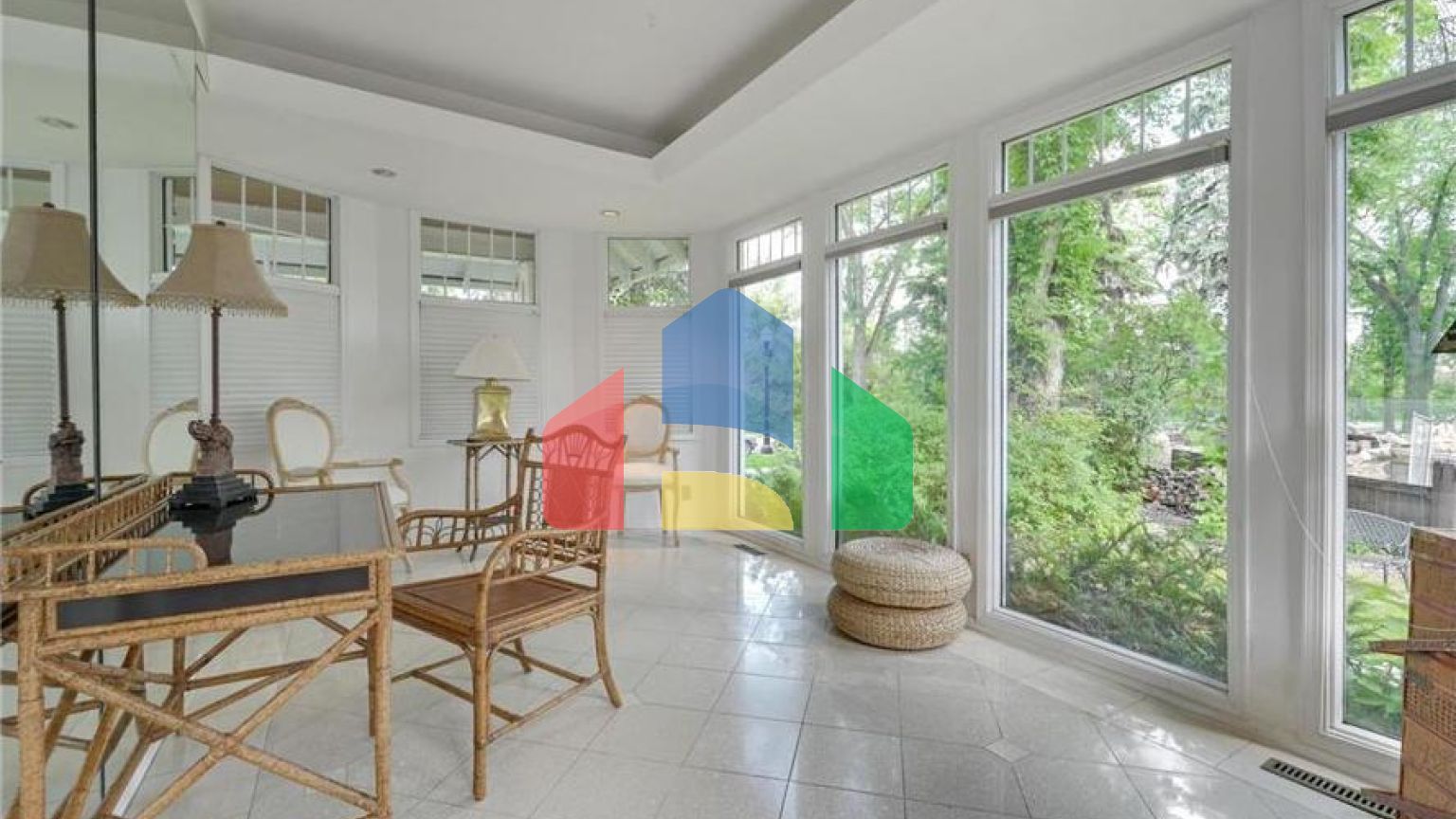 Residential - Single Family Home - Edmonton, Canada - Canada