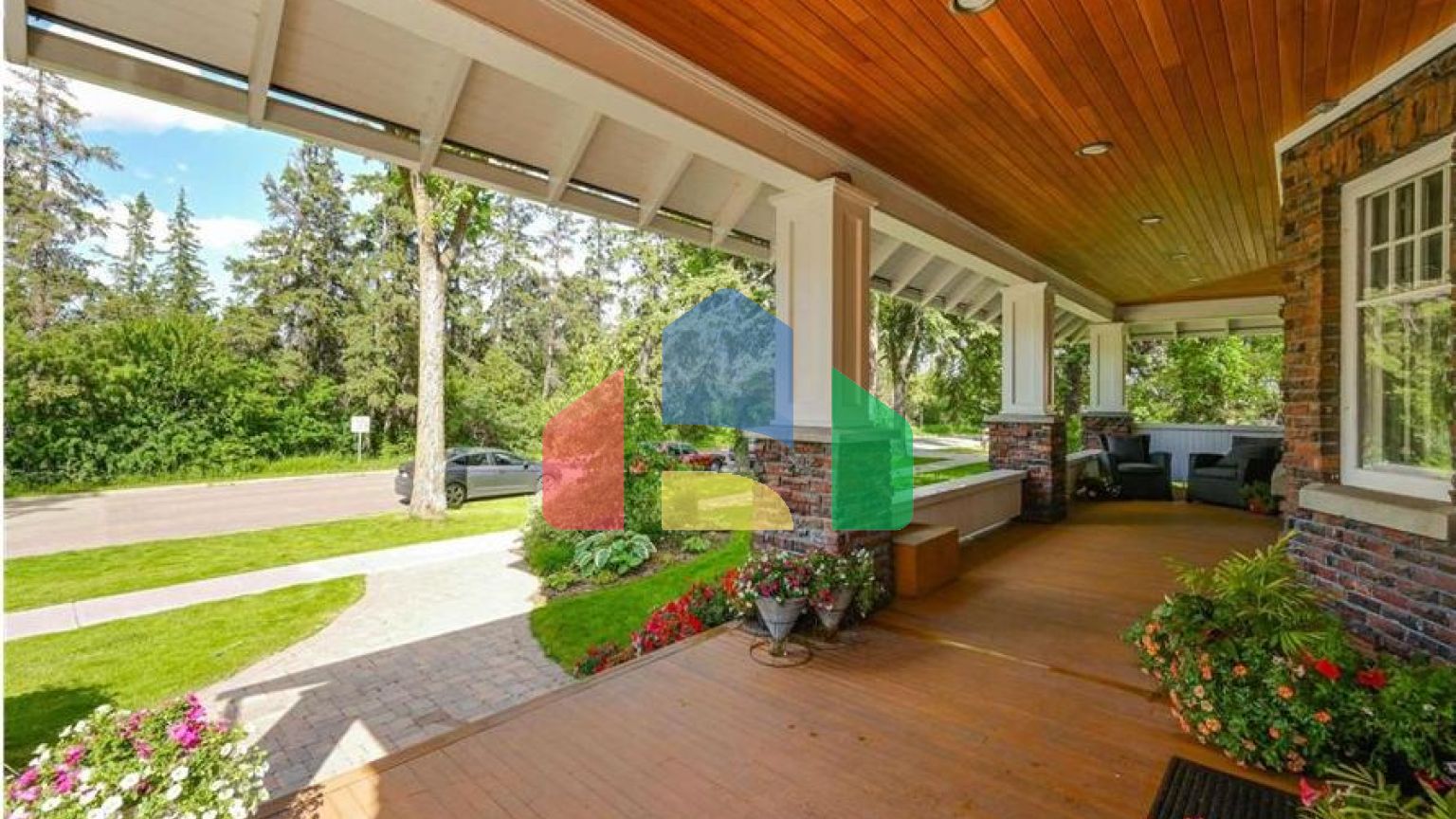 Residential - Single Family Home - Edmonton, Canada - Canada